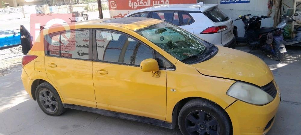 نيسان فيرسا